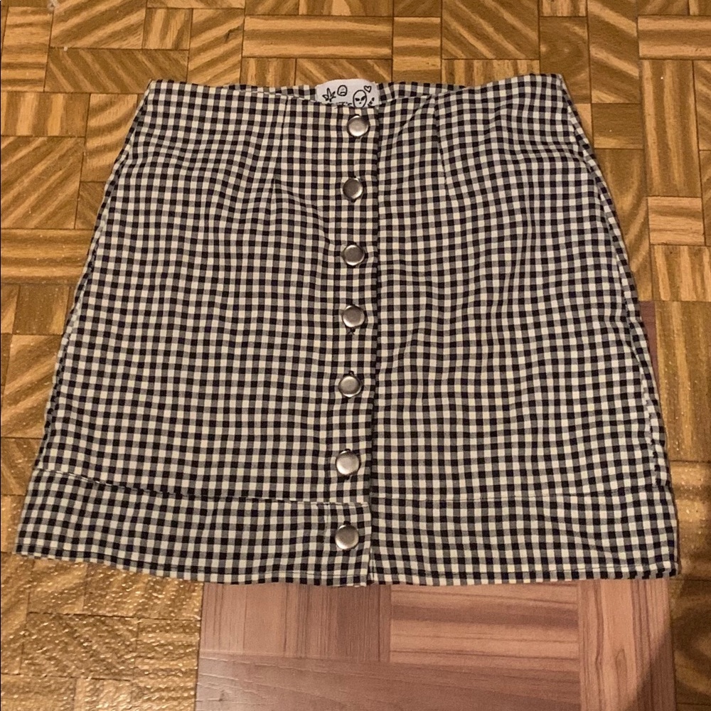 checkered skirt